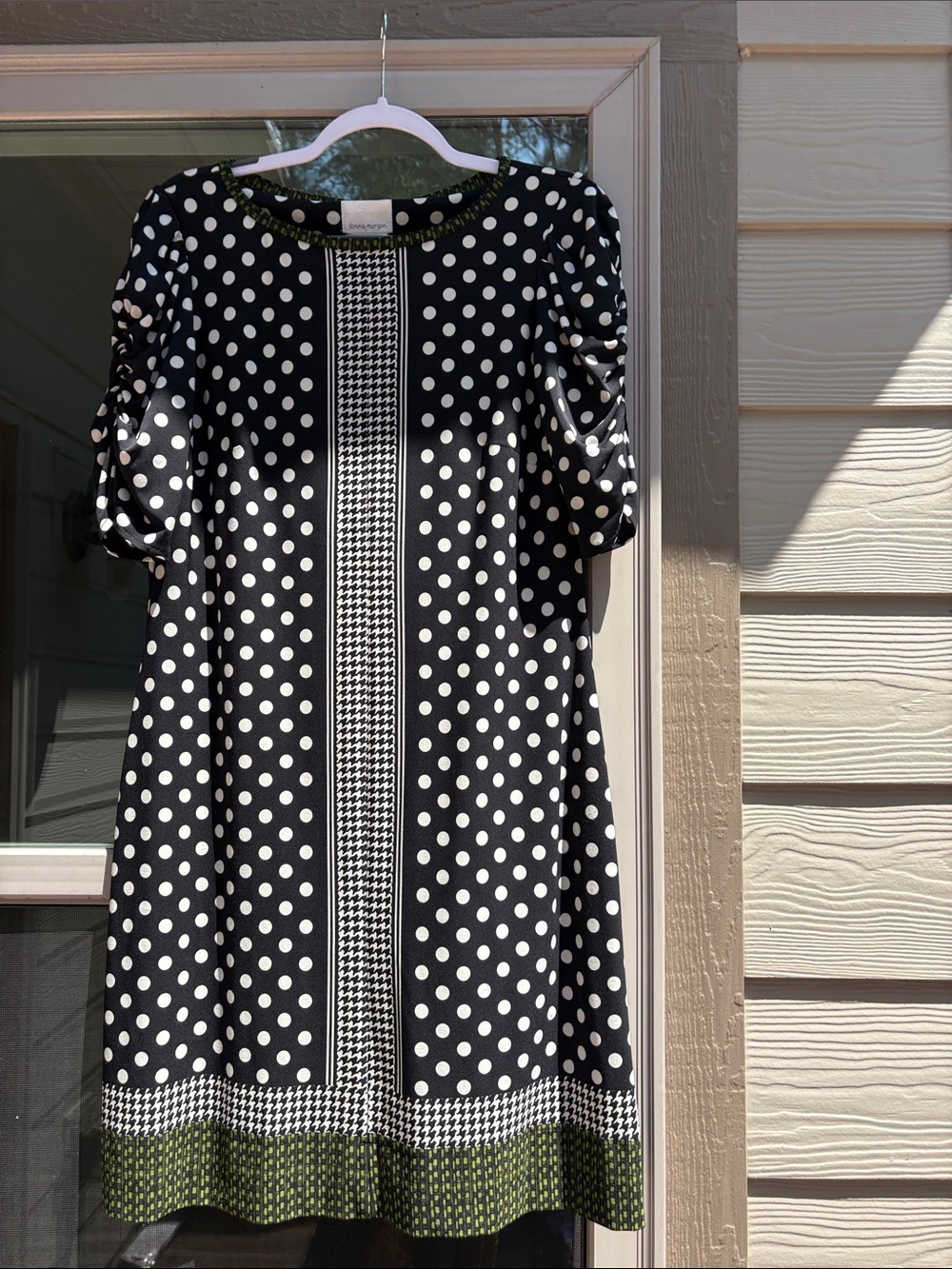 Black & White Polka Dot Shift Dress with Green Trim Sz 12
